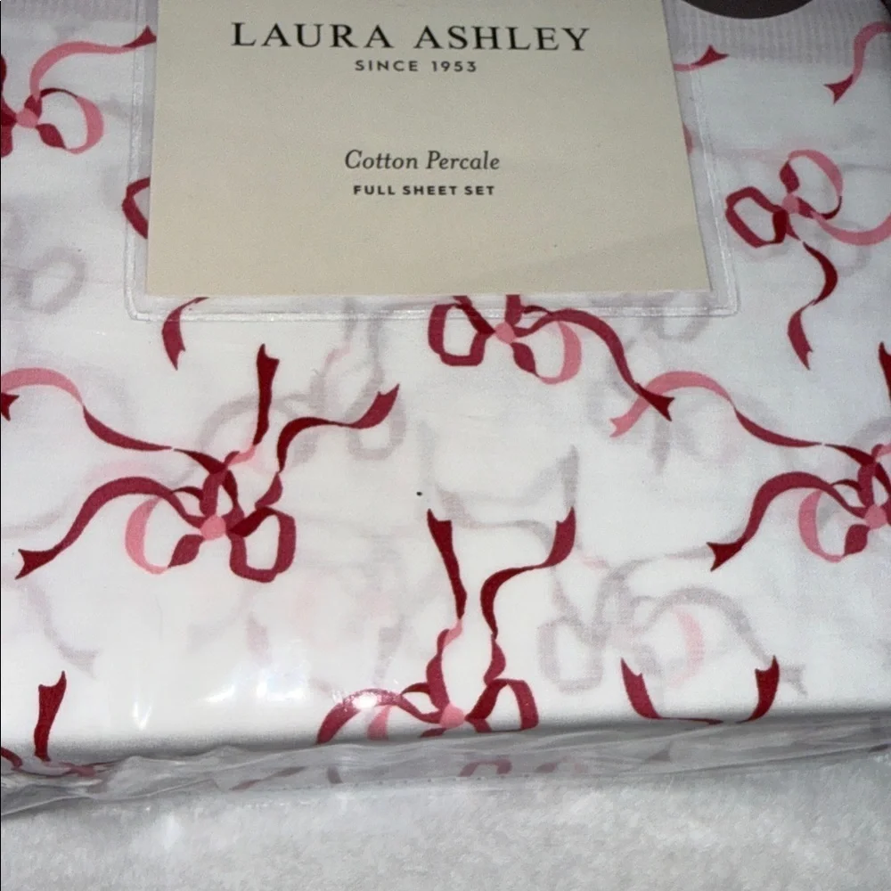 Laura Ashley Christmas Holiday Red Bow Ribbons Sheet Set - Full